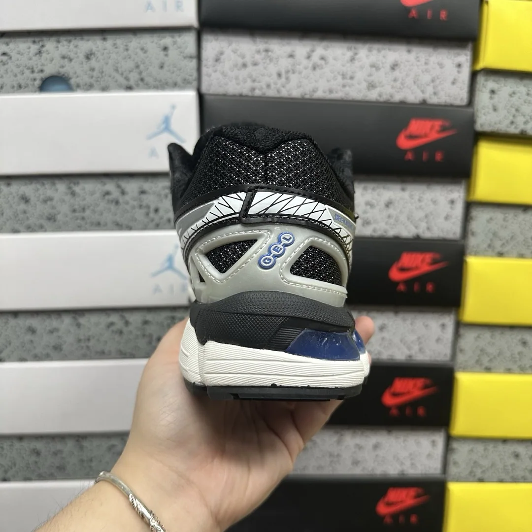 아식스 [KO] 젤 카야노 20 1203A388-001 200441 Asics Gel-Kayano 20 Black Pure Silver 상세 이미지 9
