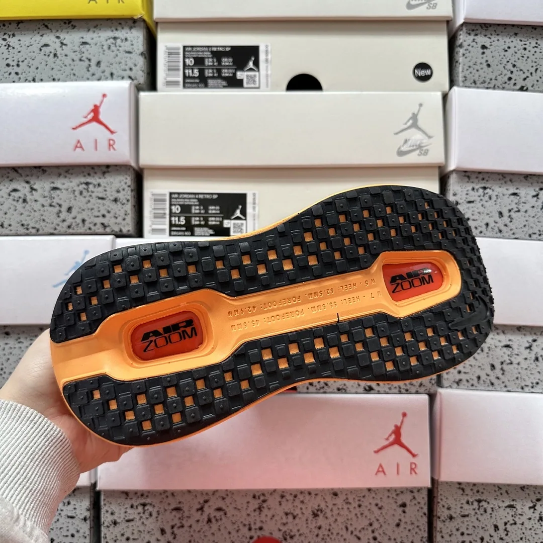 나이키 [5A] 보메로 프리미엄 오렌지 HQ2050-769 201638 Nike Vomero Premium 상세 이미지 9