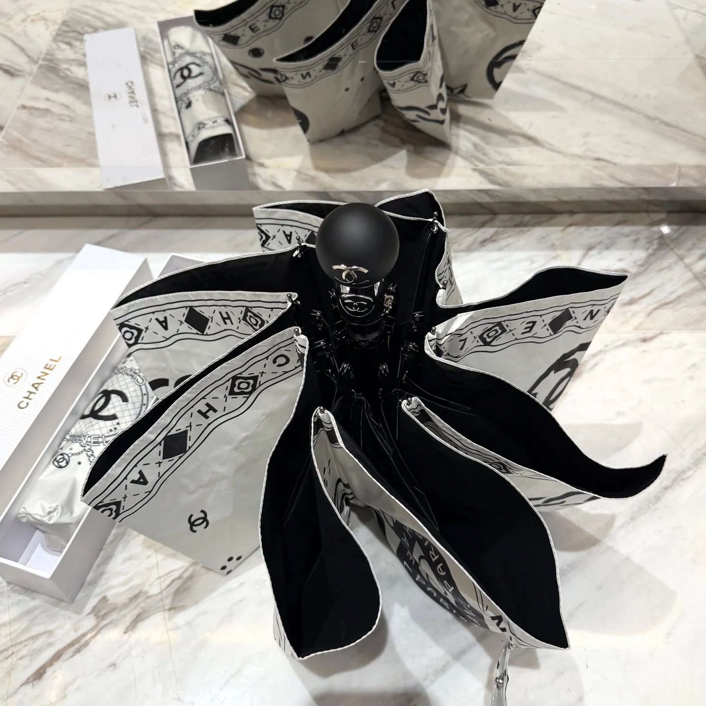 샤넬 우산 85317 Chanel Umbrella 상세 이미지 5