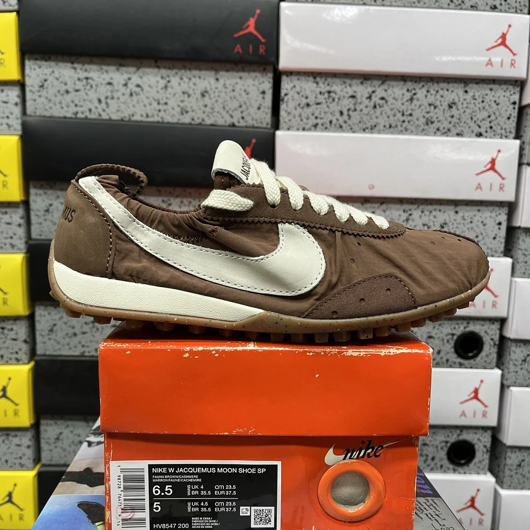 나이키 [GOD] HV8547-200 201597 Nike Moon Shoe SP Jacquemus Fauna Brown