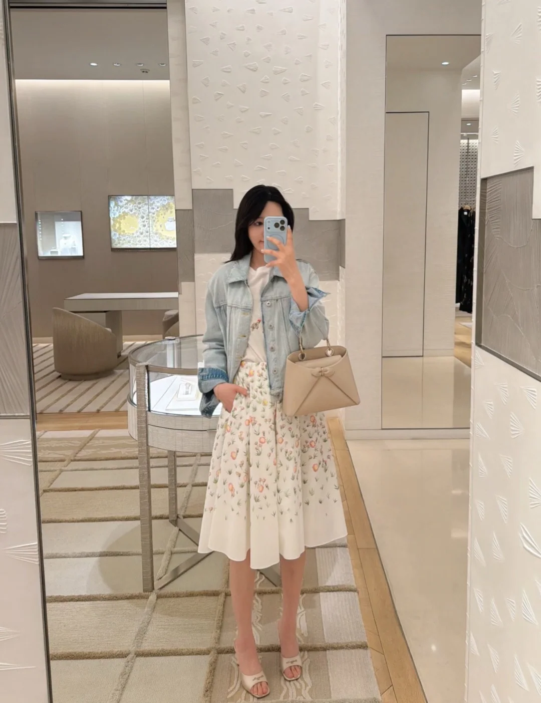 디올 로고 자수 라펠 데님 자켓 상세 이미지 4
