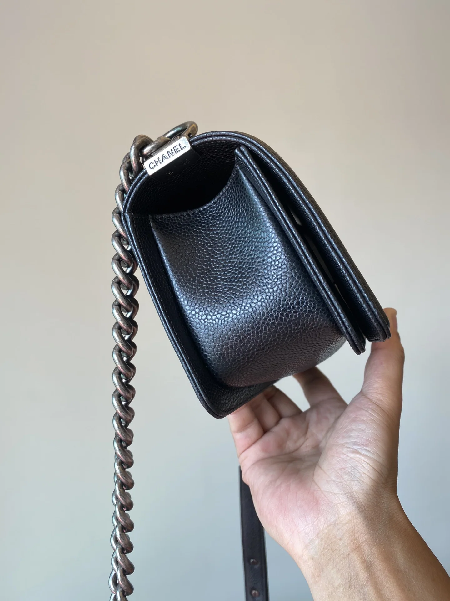 샤넬 르보이 스몰 캐비어 가방 상세 이미지 6