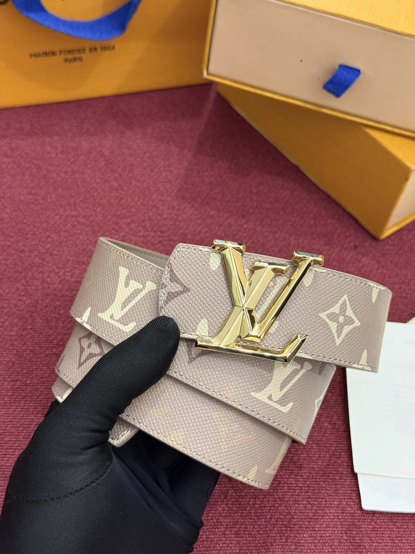 루이비통 LV 디멘션 모노그램 리버서블 벨트 상세 이미지 2