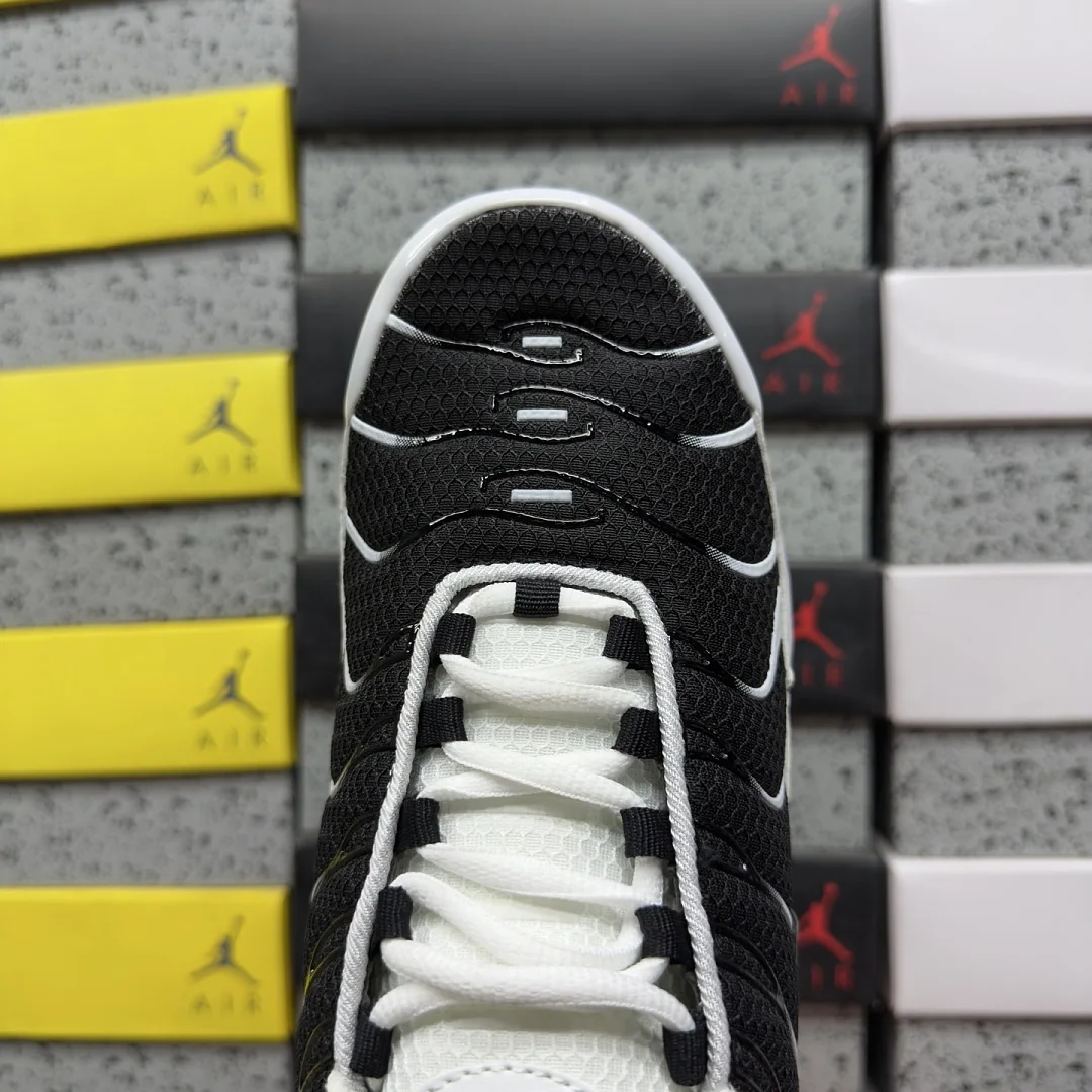 나이키 [BD] 에어 맥스 플러스 CT1094-102 201908 Nike Air Max Plus White Black Metallic 상세 이미지 7