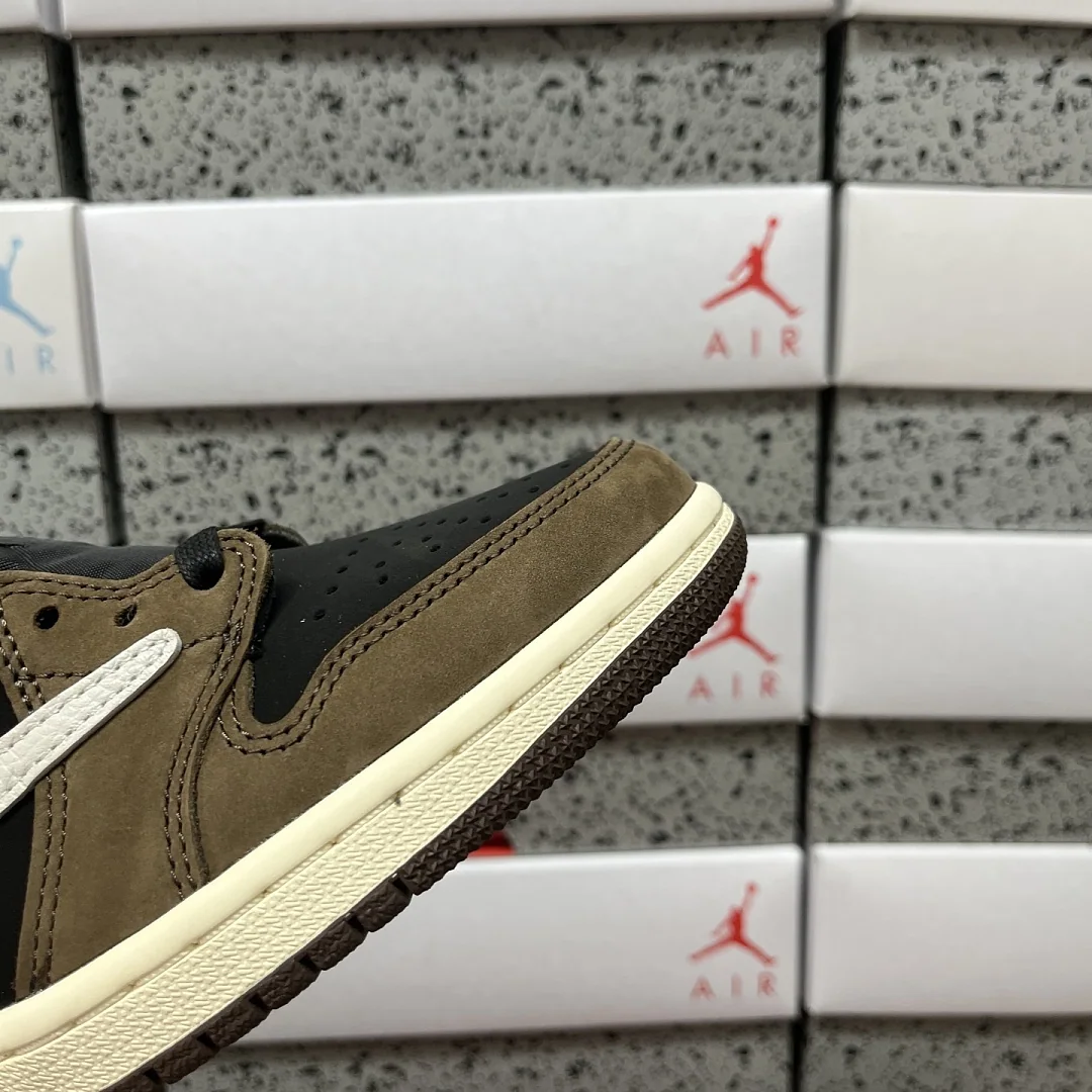 나이키 [PK4.0] 블랙 브라운 CQ4277-001 201932 Nike Travis Scott Mocha 상세 이미지 2