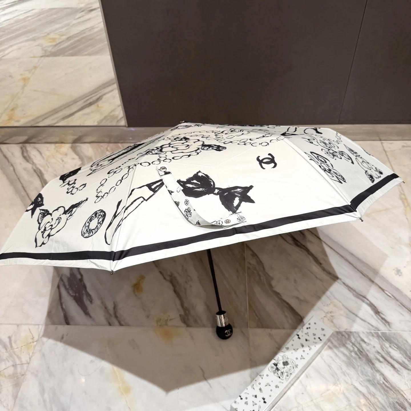 샤넬 우산 85270 Chanel Umbrella 상세 이미지 8