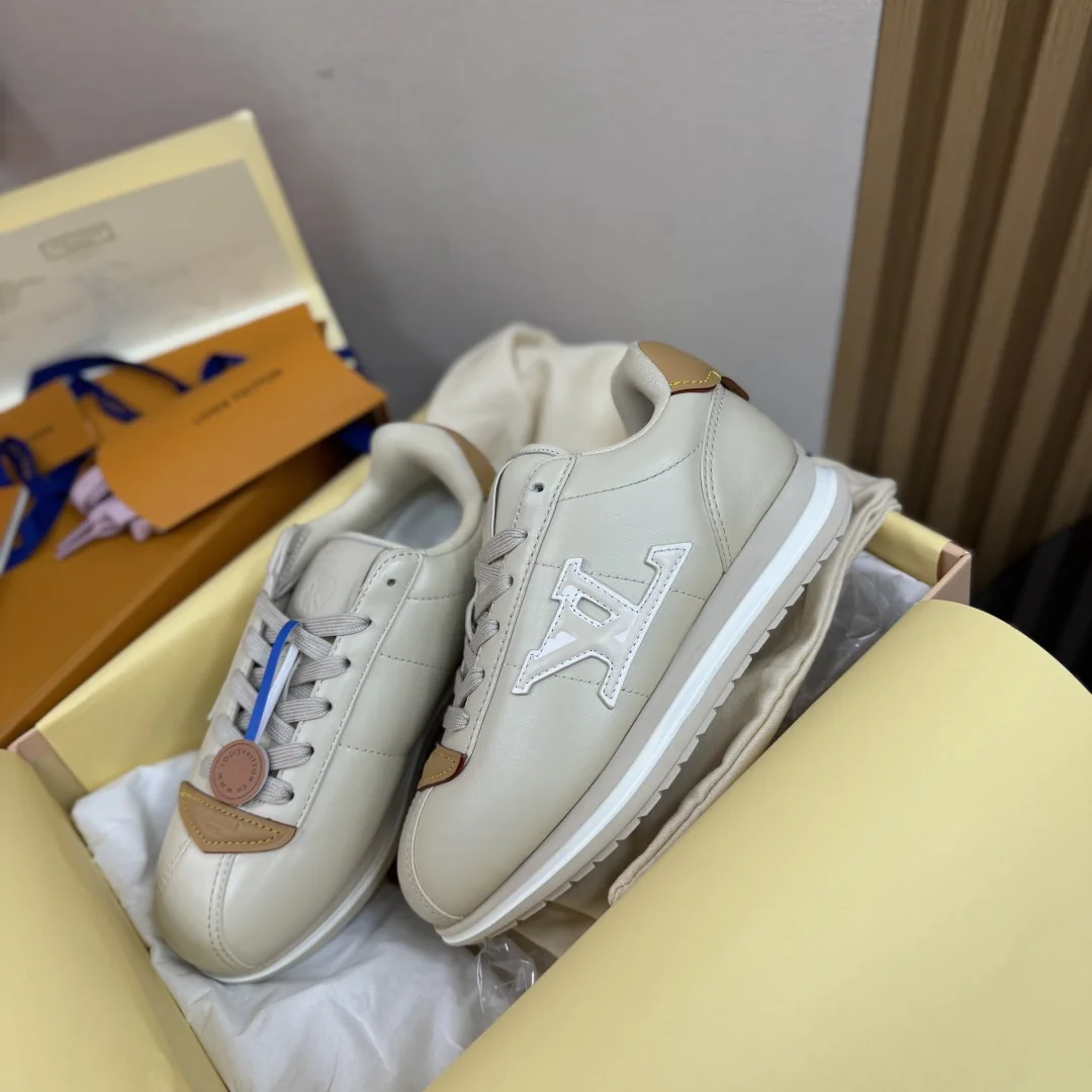 루이비통 버터 소프트 스니커즈 상세 이미지 6