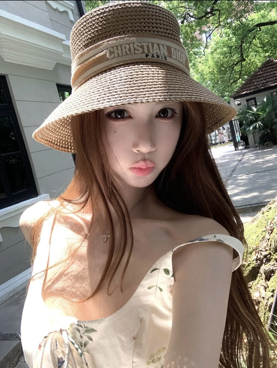 디올 엠보싱 밀짚 모자 상세 이미지 1