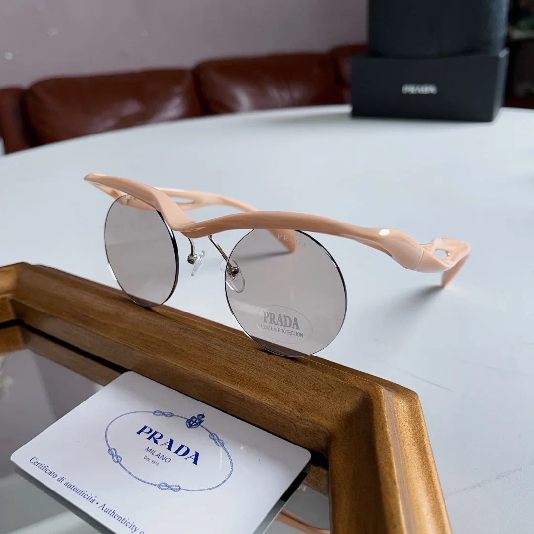 프라다 선글라스 74459 Prada Sunglasses 상세 이미지 1