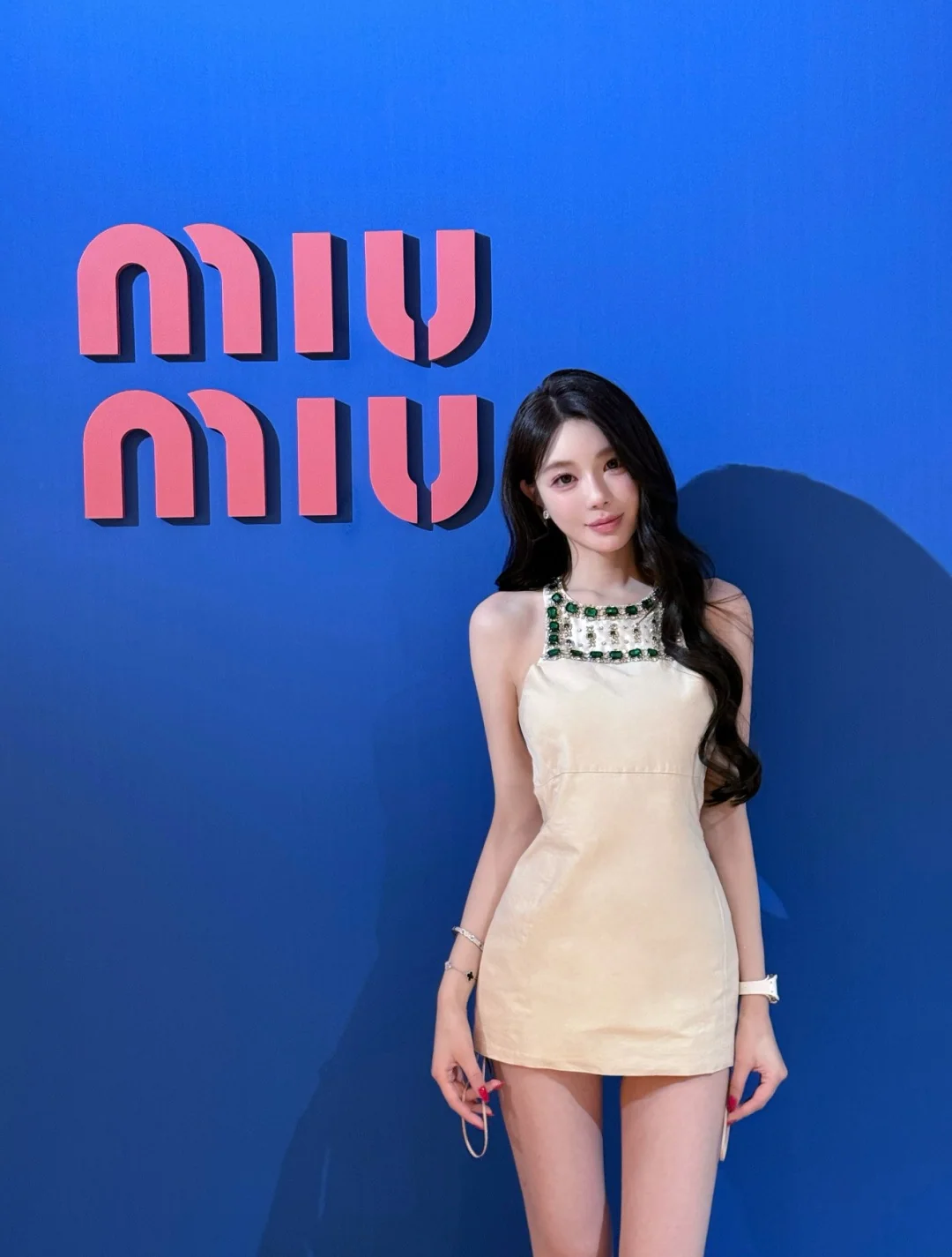 미우미우 라인스톤 장식 홀터넥 면 원피스 상세 이미지 3
