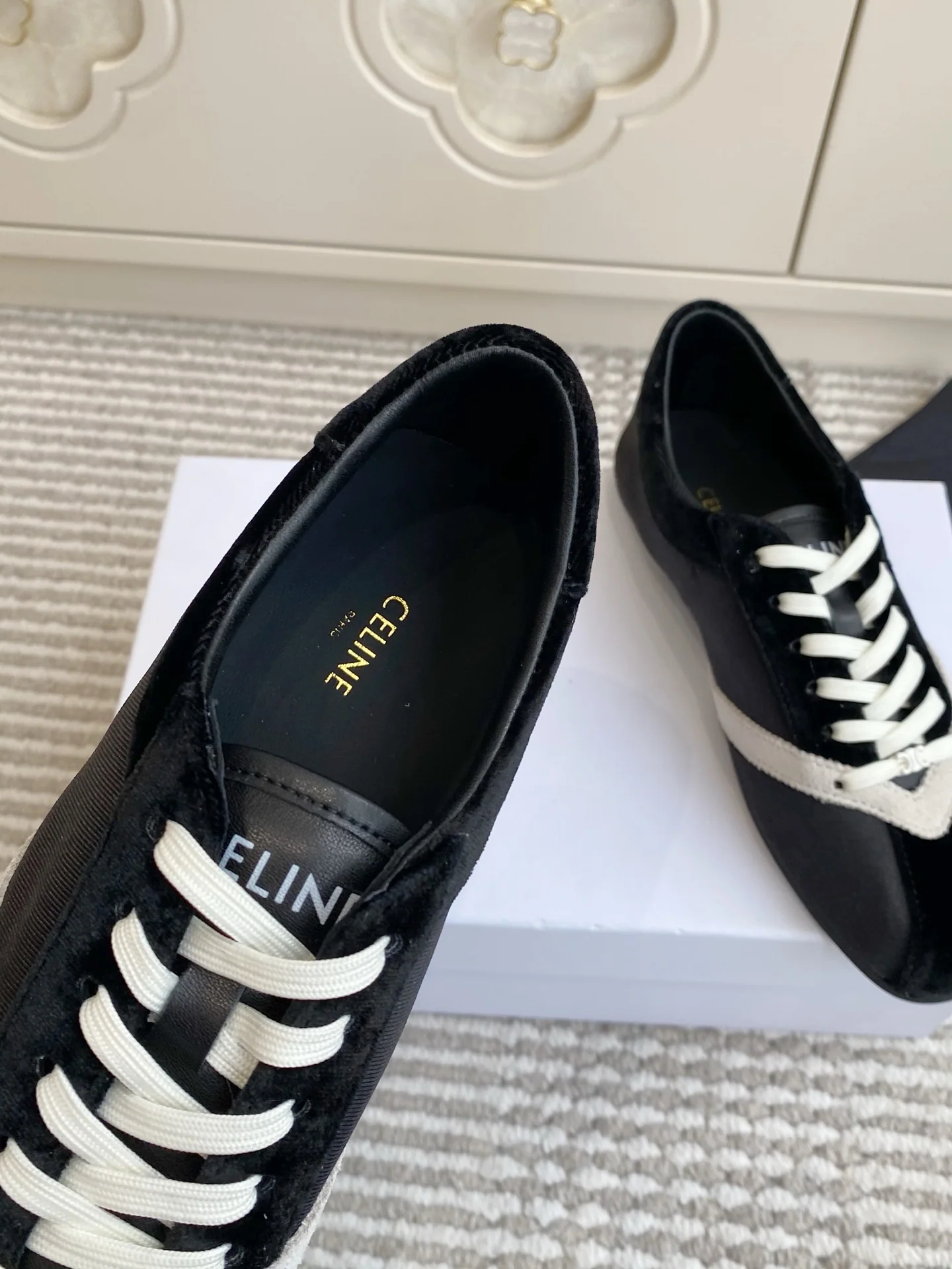 셀린느 벨벳 트레이닝 슈즈 상세 이미지 7