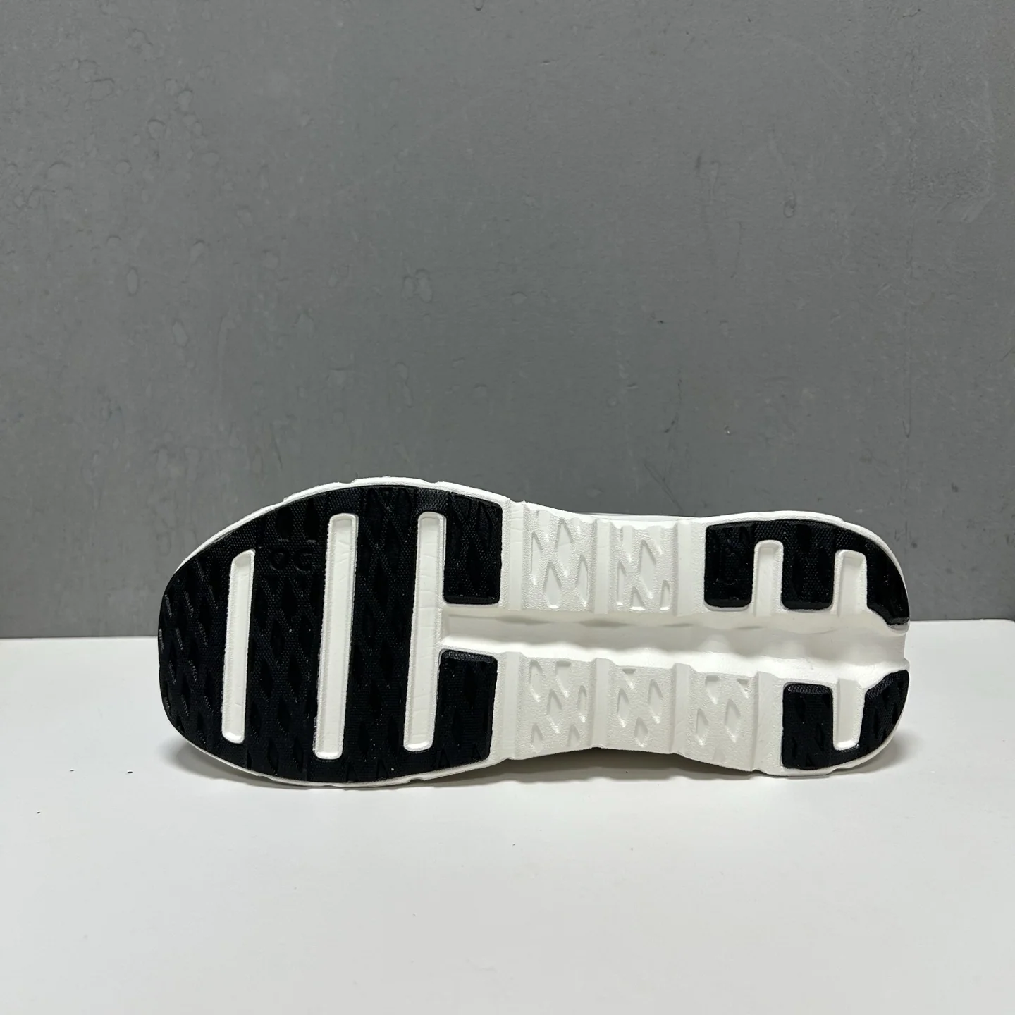 ON 신발 157688 Sneakers 상세 이미지 9