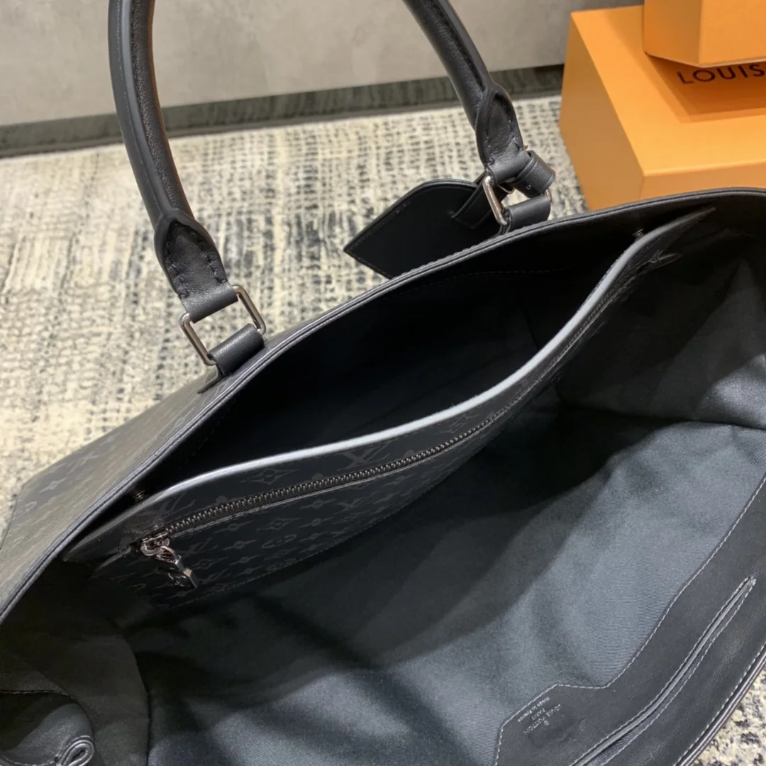 루이비통 사크 클러치 가방 M44733 상세 이미지 3