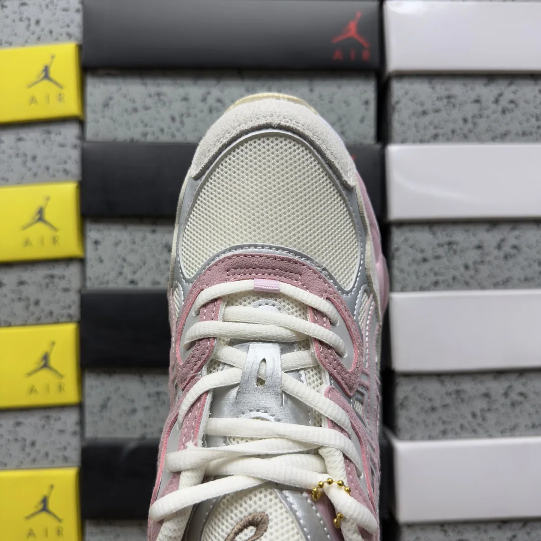아식스 [WZ] 젤 NYC 1203A383-028 200464 Asics Gel-NYC Concrete Barely Rose 상세 이미지 4
