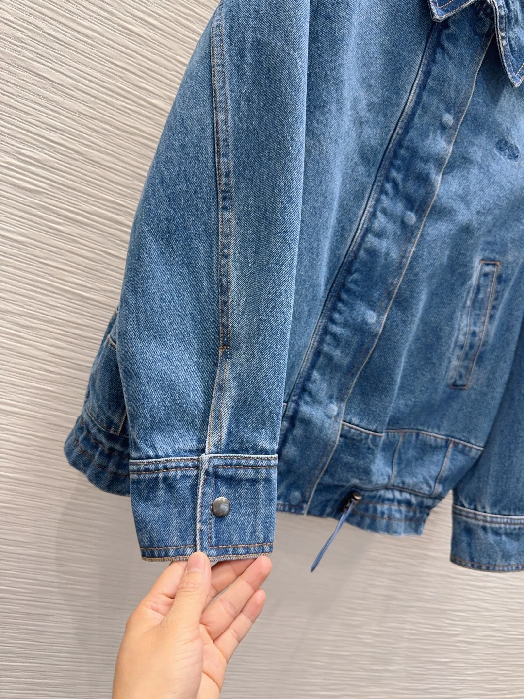 로에베 데님 구조적 여성 자켓 상세 이미지 7