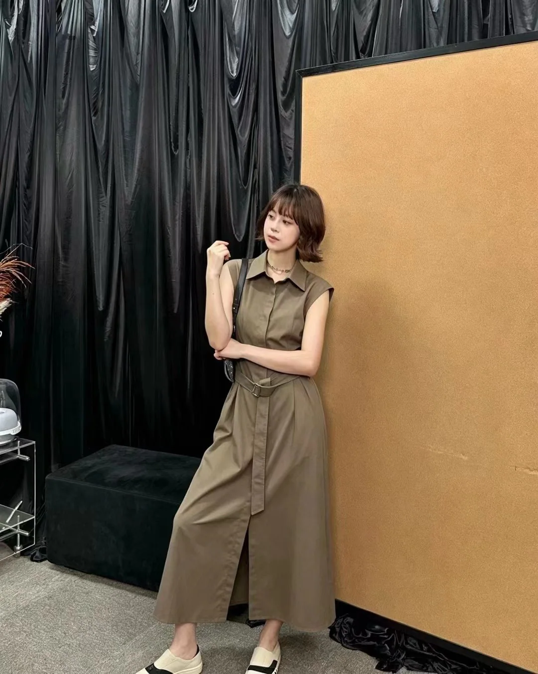 브루넬로쿠치넬리 브라운 노슬리브 A라인 원피스 상세 이미지 1