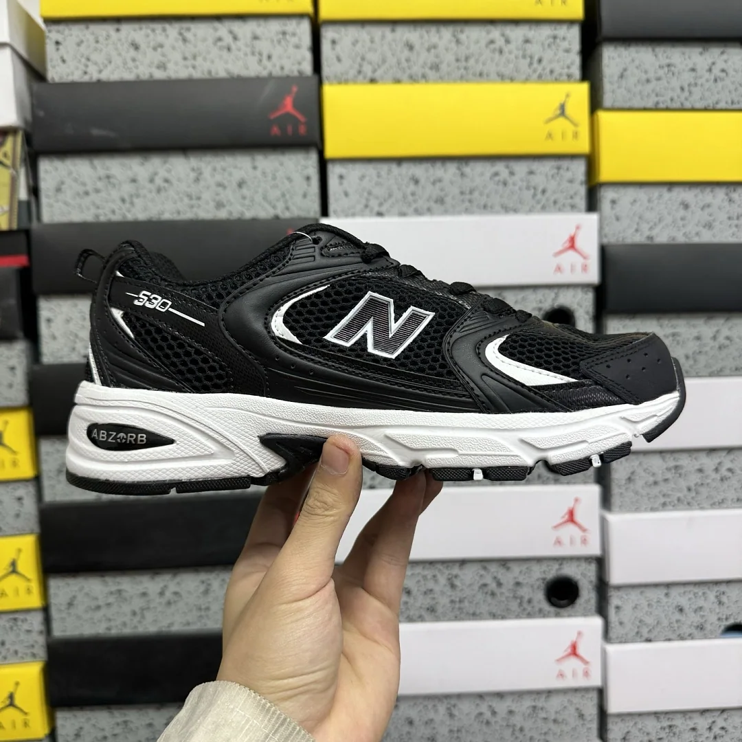 뉴발란스 [WZ] 530v2 MR530SD 202042 New Balance 530v2 Black White 상세 이미지 8