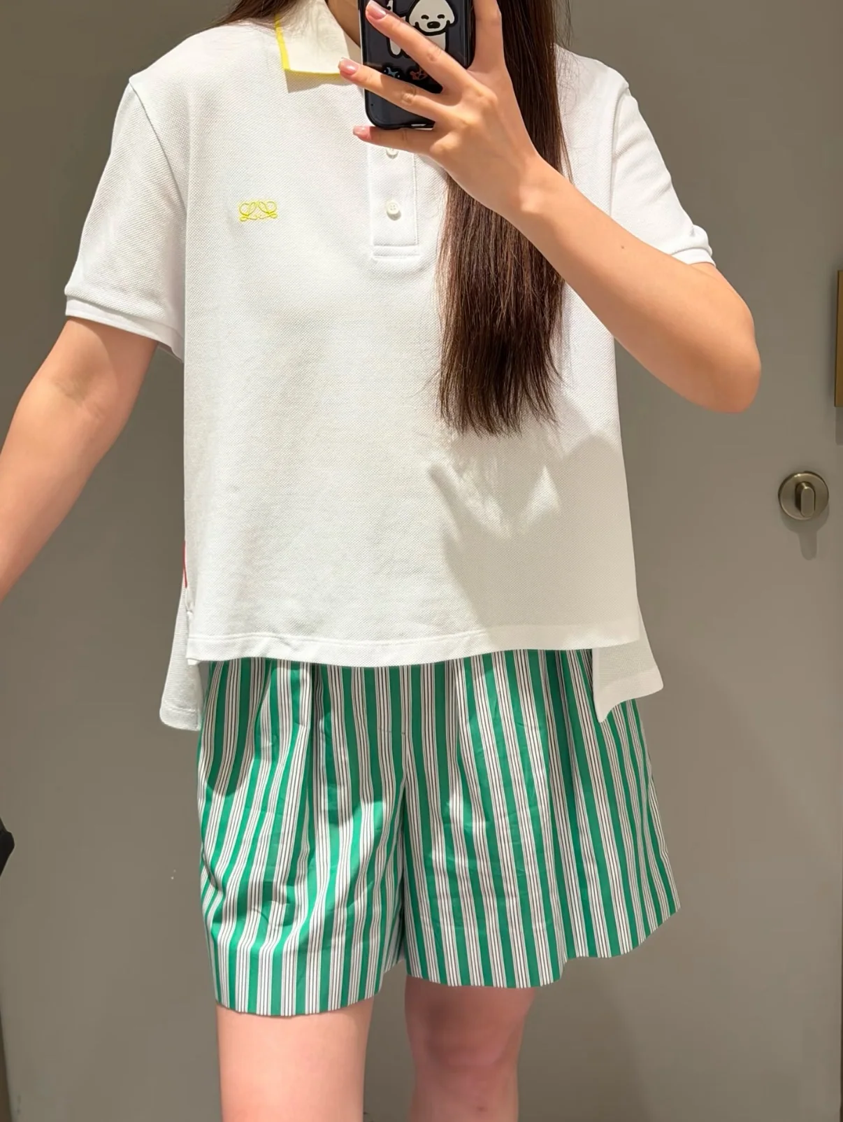 로에베 비대칭 컬러 반팔 티셔츠 상세 이미지 2