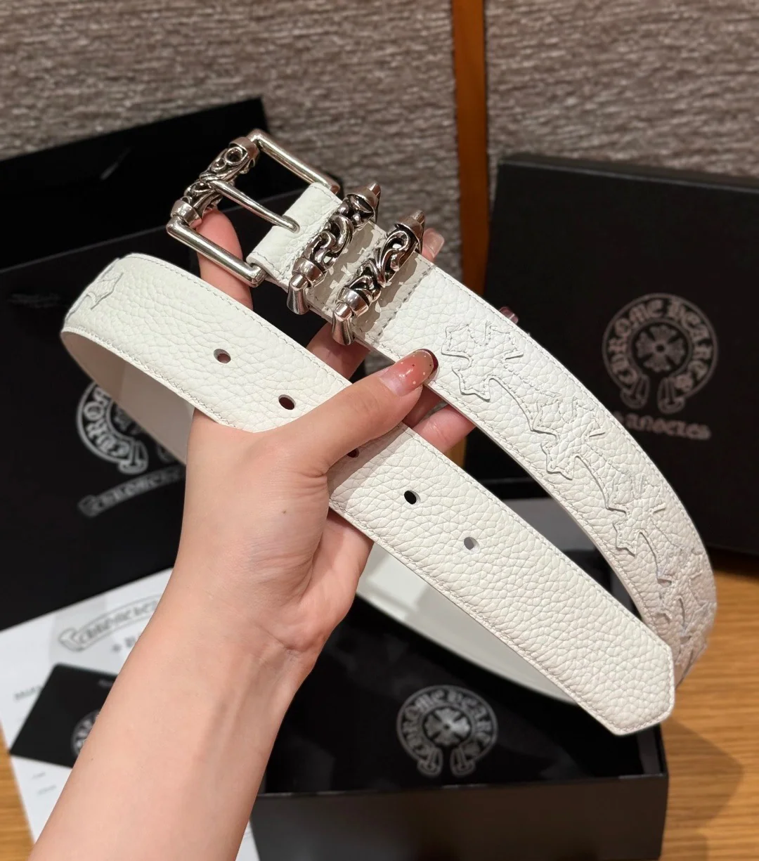 크롬하츠 덩굴 문양 소가죽 벨트 상세 이미지 5