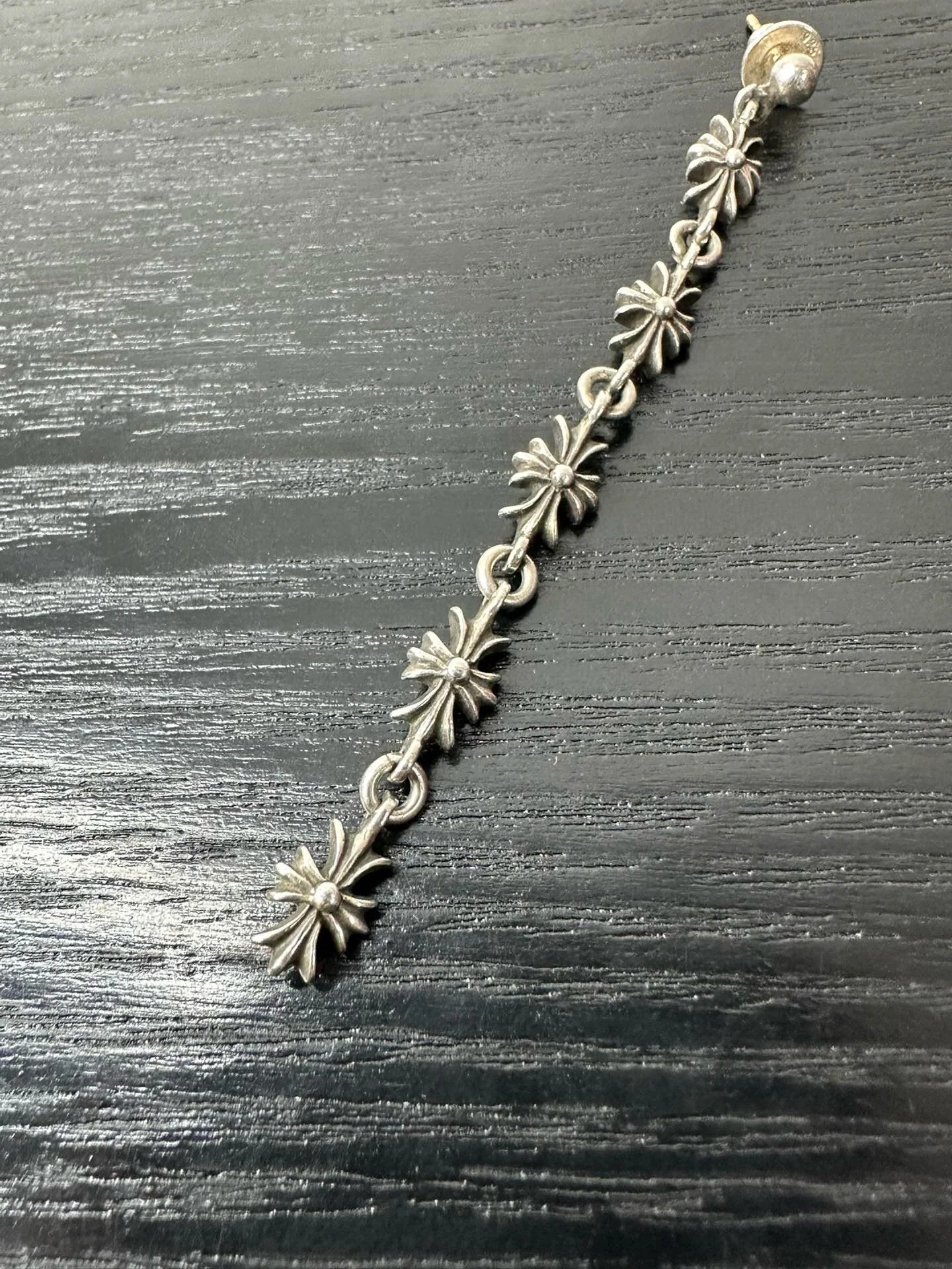 크롬하츠 크로스 귀걸이 상세 이미지 2
