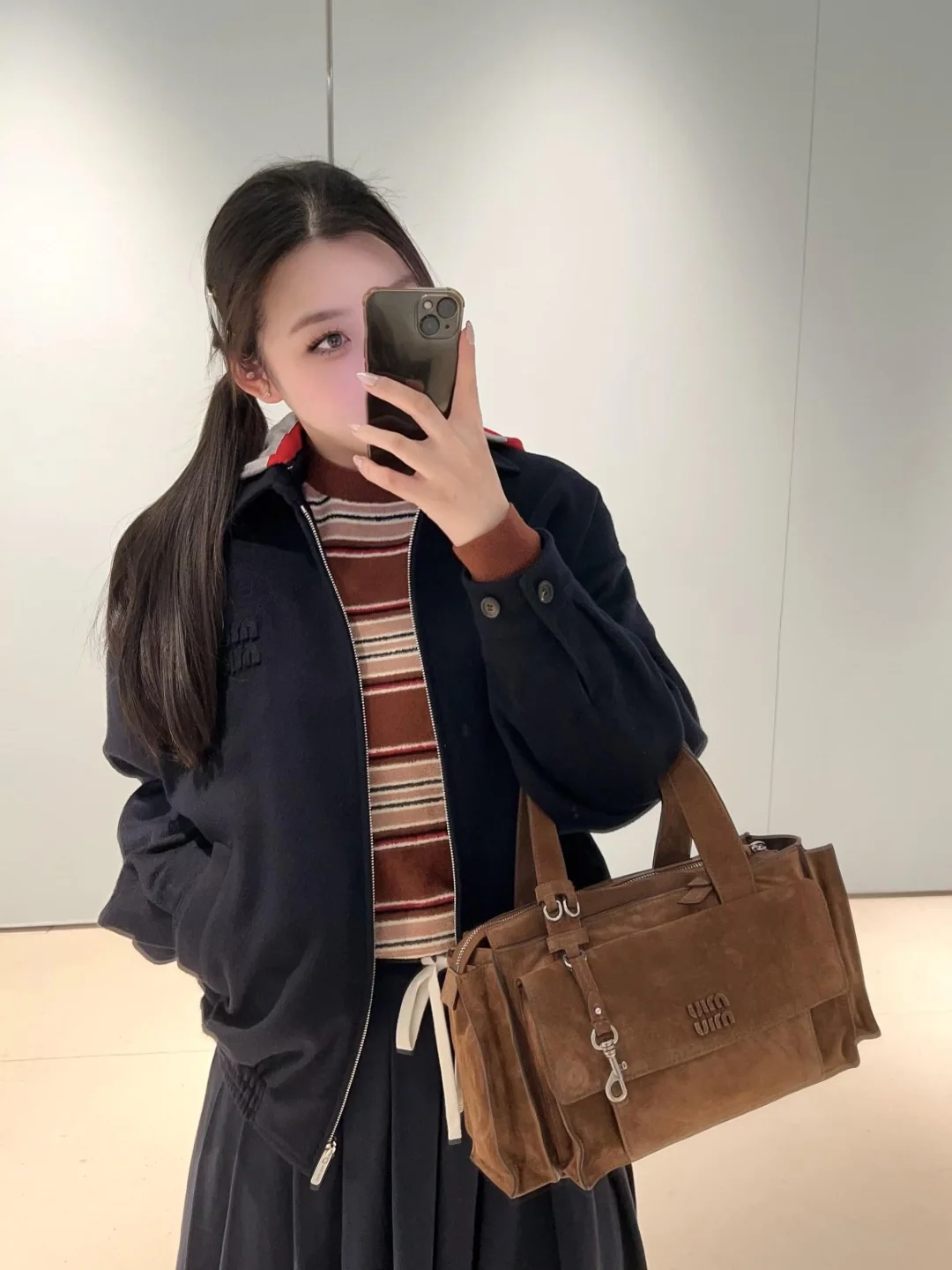 미우미우 네이비 후드 지퍼업 자켓 상세 이미지 4