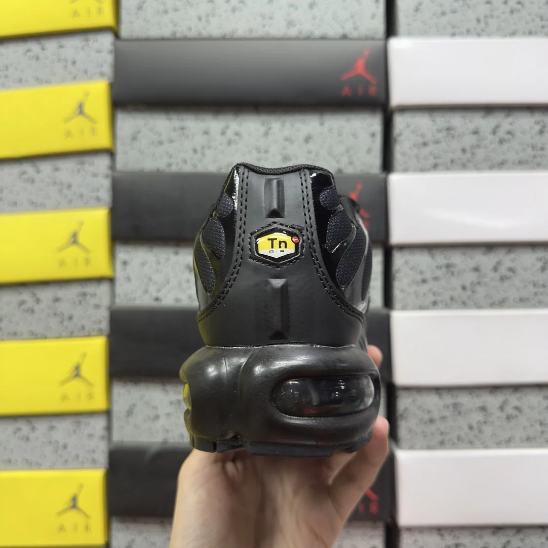 나이키 [BD] 에어 맥스 플러스 FJ5981-010 201915 Nike Air Max Plus Black Pink 상세 이미지 9
