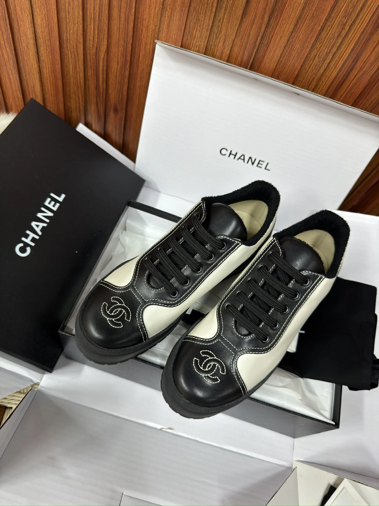 샤넬 더블 클로그 가죽 플랫폼 신발 상세 이미지 2