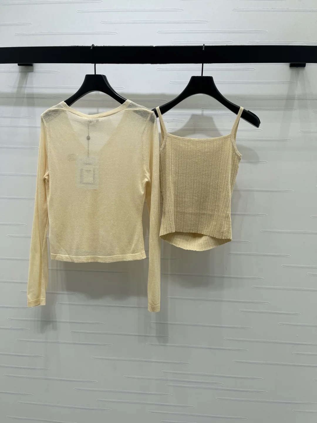 샤넬 더블 C 로고 여성 반팔 티셔츠 상세 이미지 8