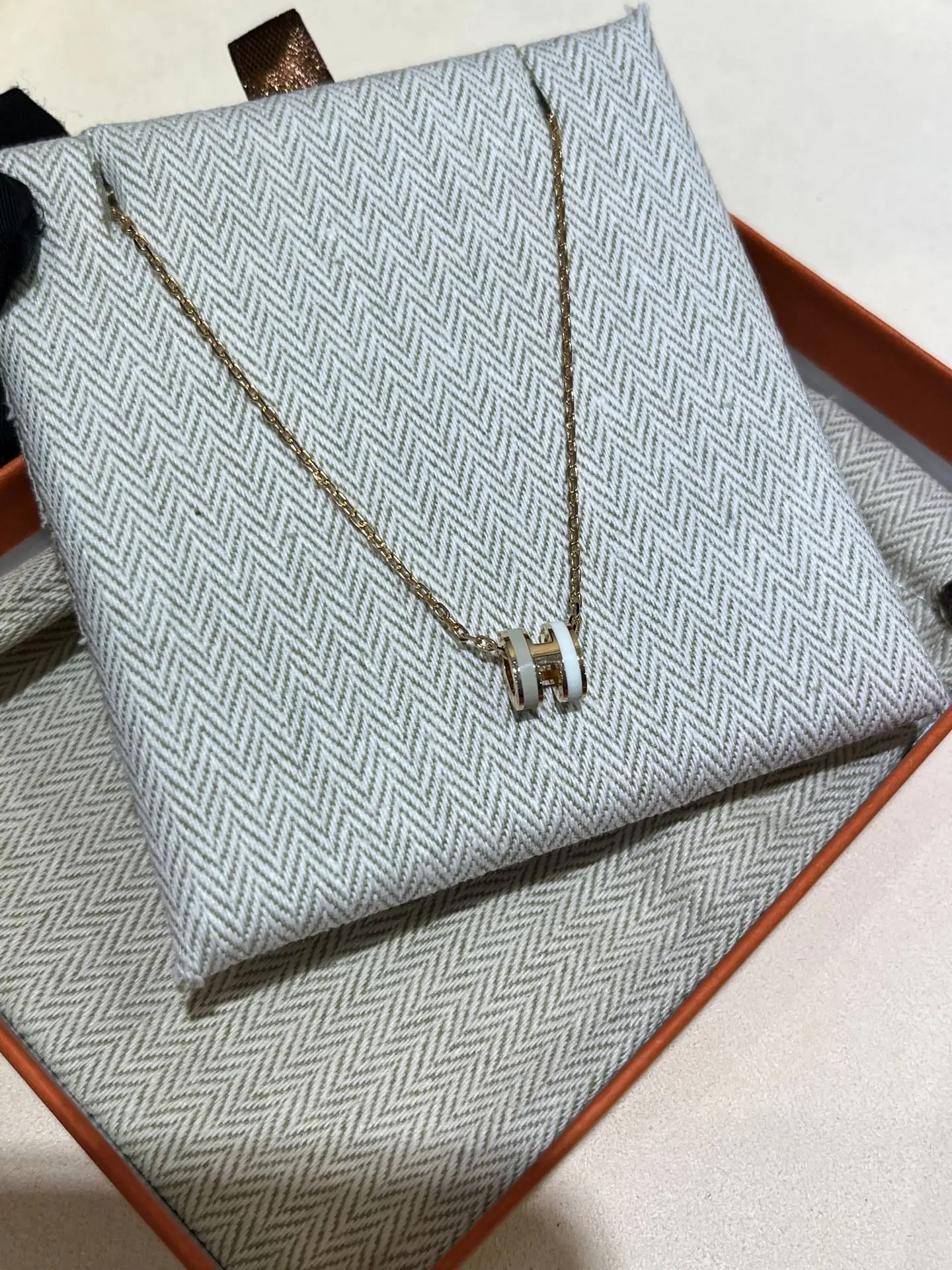 에르메스 목걸이 69850 Hermes Necklace