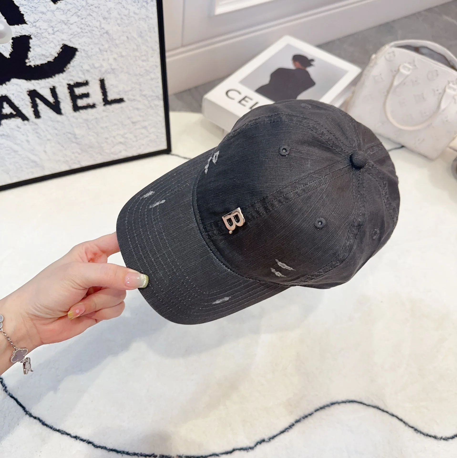 발렌시아가 모자 81584 Balenciaga Cap 상세 이미지 4