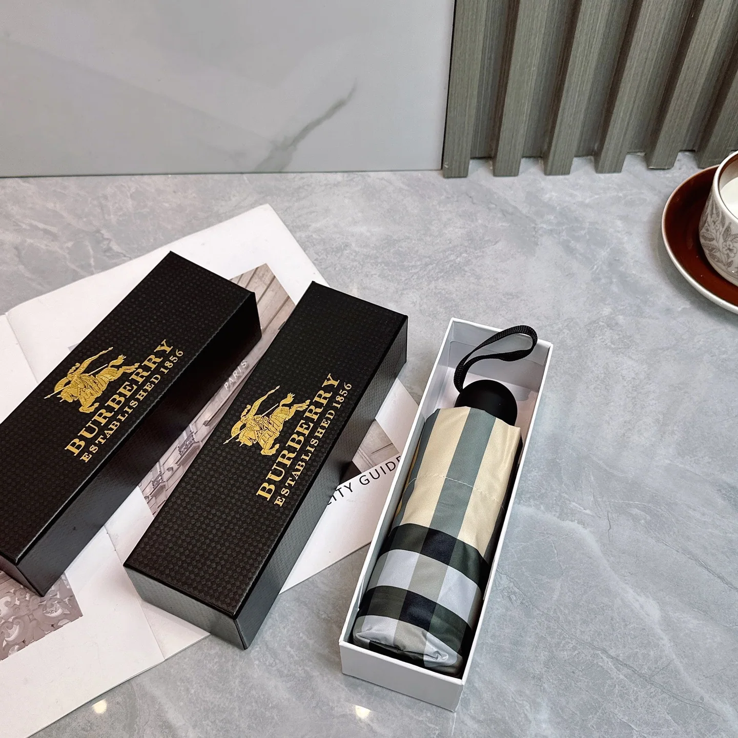버버리 UV 차단 우산 상세 이미지 1