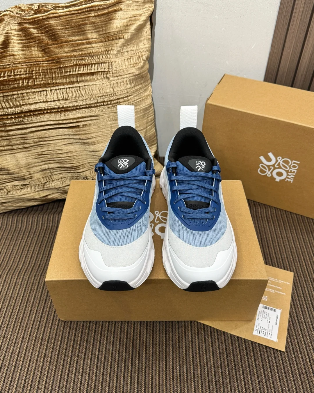 로에베 스니커즈 메시 187647
