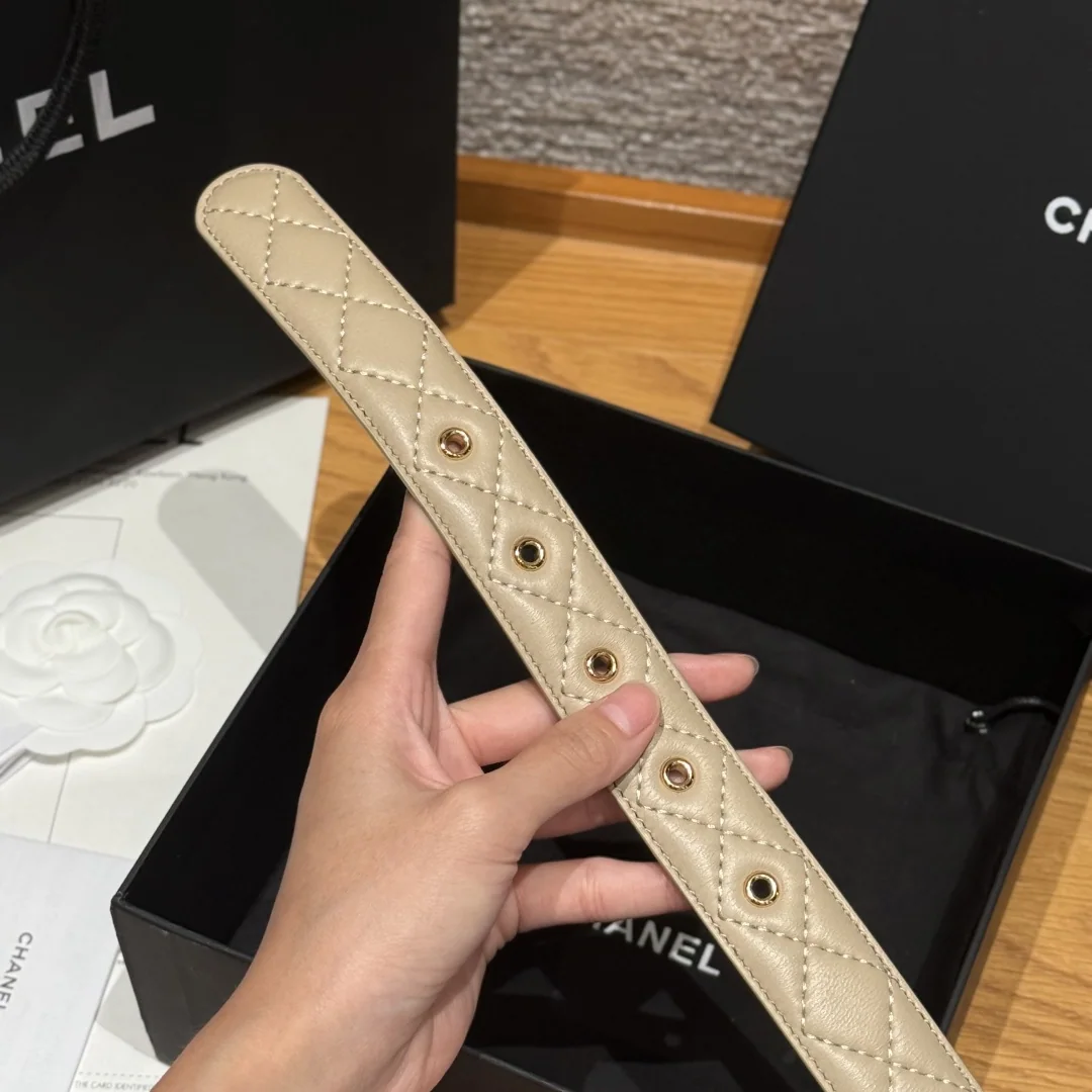 샤넬 더블 C 로고 램스킨 벨트 상세 이미지 7