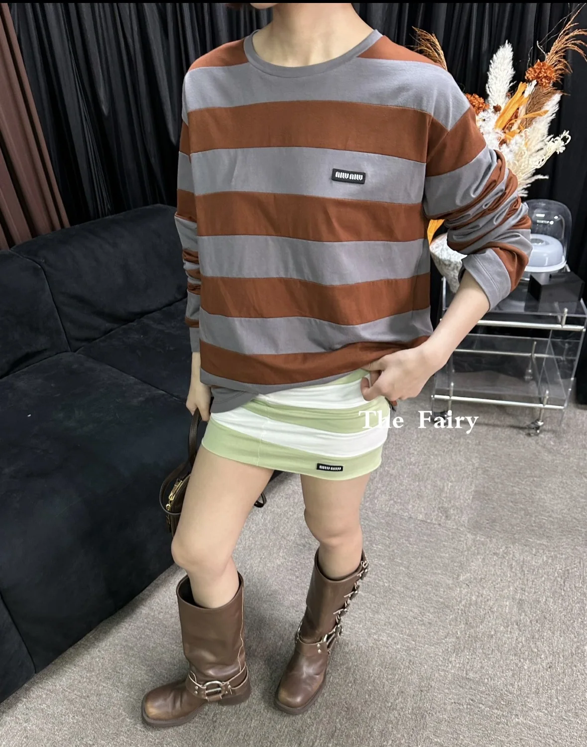 미우미우 스트라이프 긴팔 티셔츠 상세 이미지 4