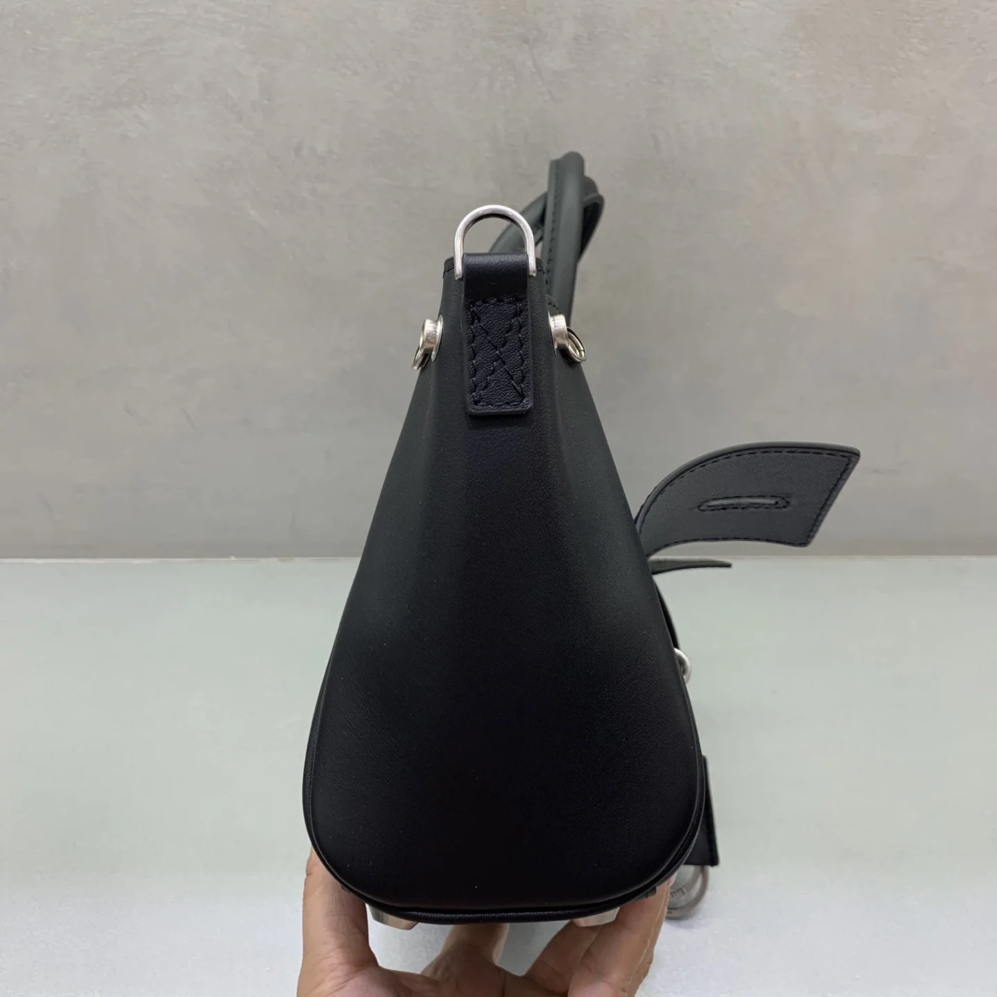 발렌시아가 로데오 미니 블랙 가죽 가방 상세 이미지 3