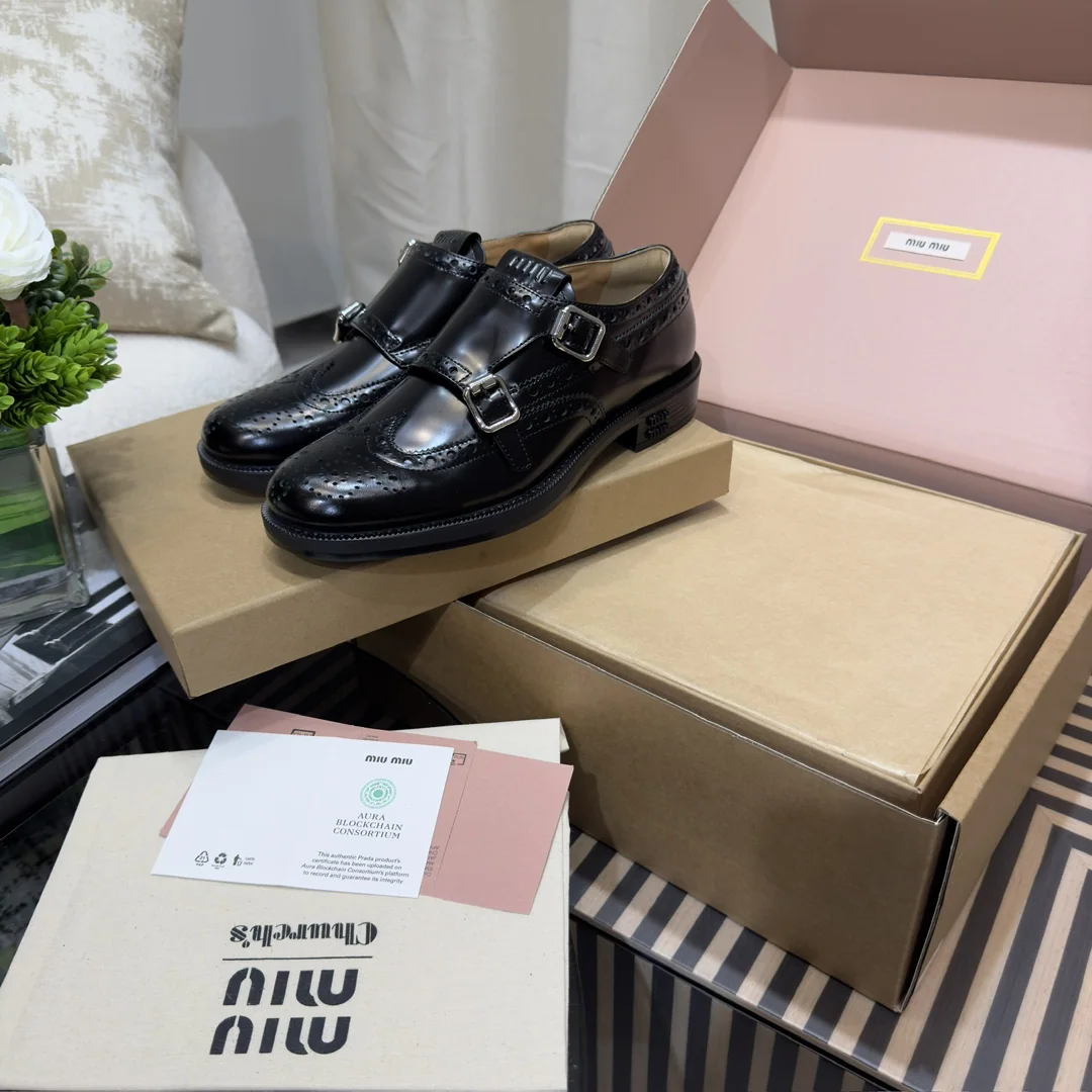 미우미우 브로그 슈즈 신발 상세 이미지 9