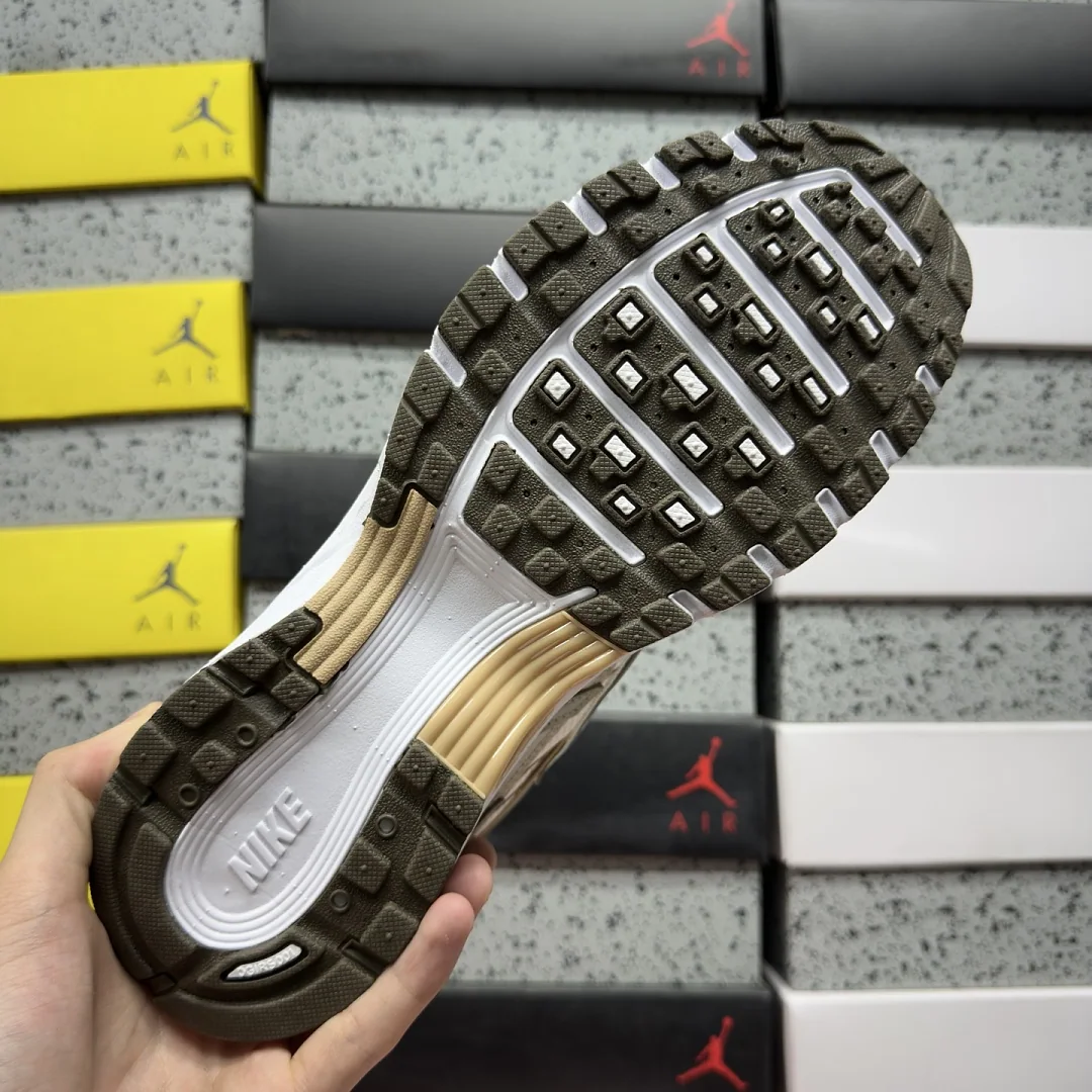 나이키 [PE] P 6000 IO3496-104 201775 Nike P-6000 Sail Linen Dark Hazel 상세 이미지 3