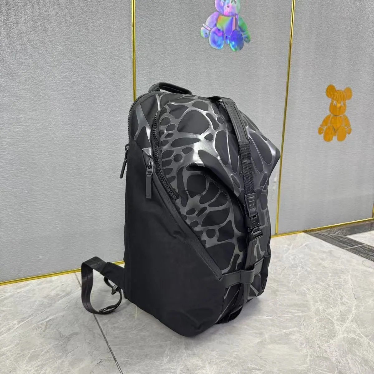 여행가방 블랙 버터플라이 여행가방 상세 이미지 3