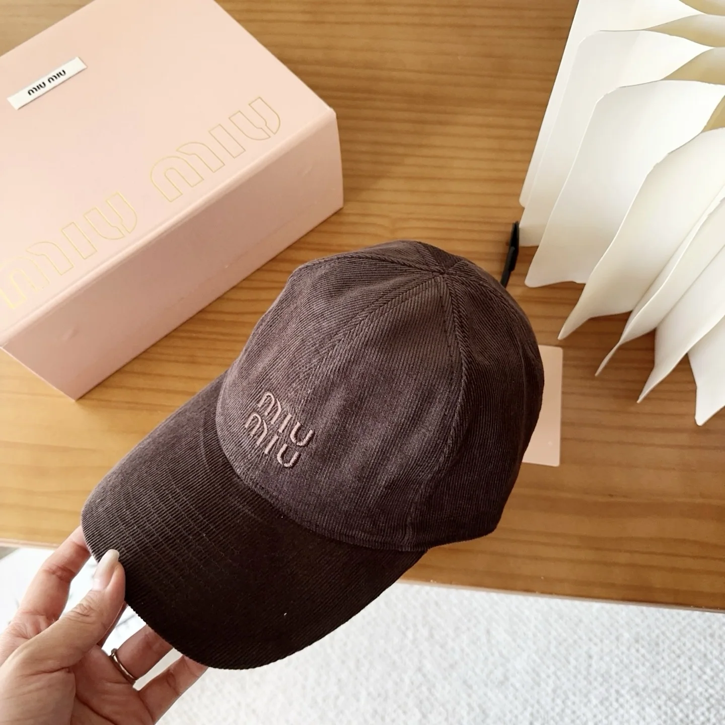 미우미우 모자 80889 Miu Miu Cap 상세 이미지 5