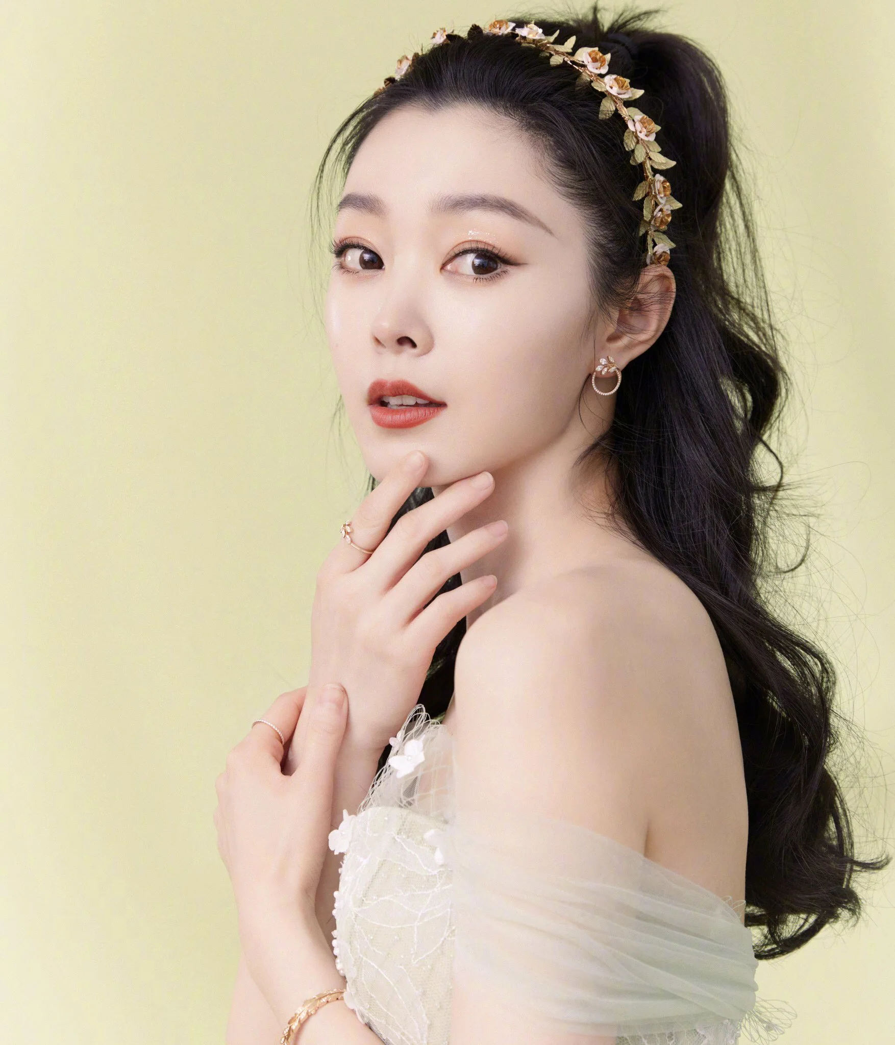 티파니 빅토리아 다이아몬드 후프 귀걸이 상세 이미지 4