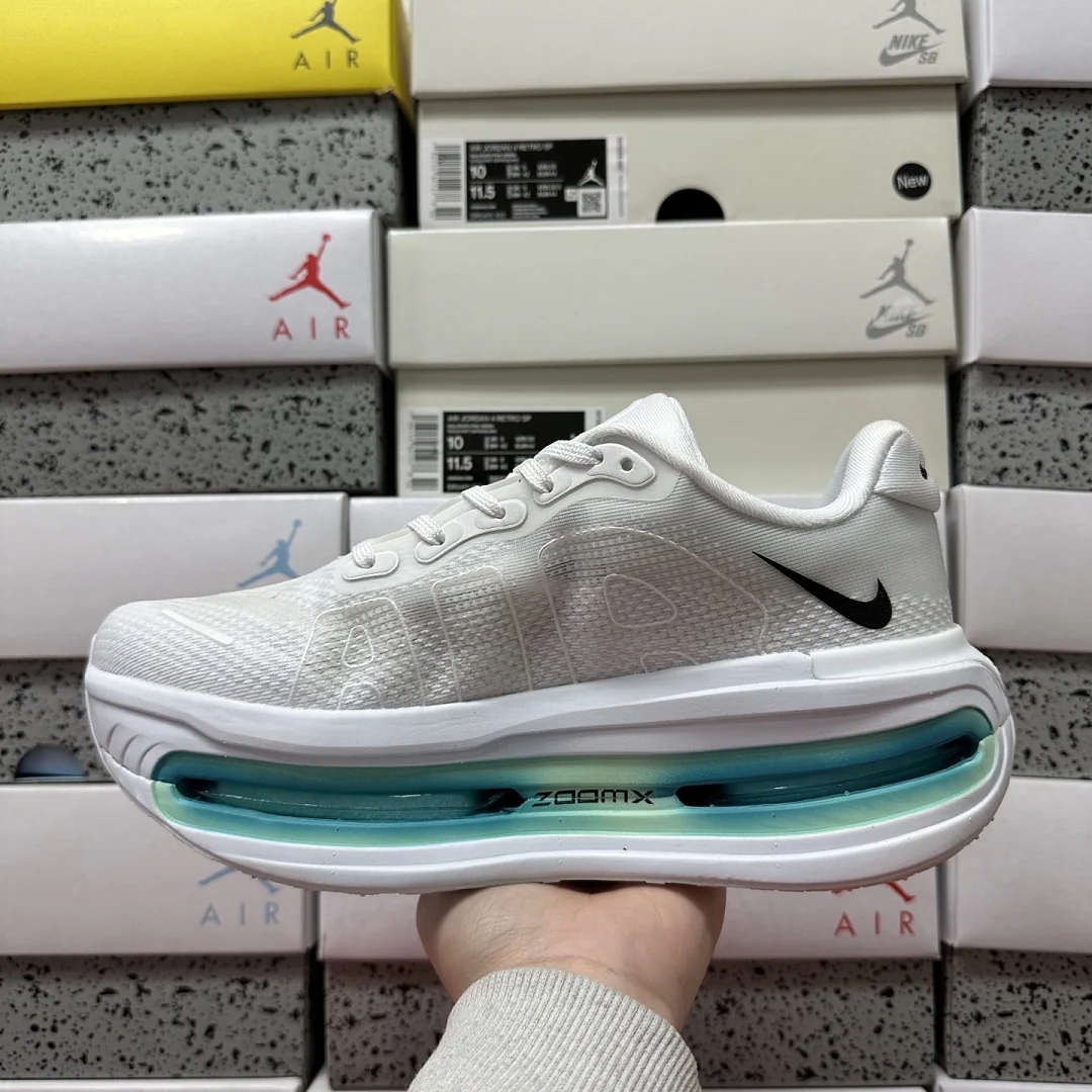 나이키 [5A] 보메로 프리미엄 화이트 블루 HQ2050-836 201640 Nike Vomero Premium 상세 이미지 4