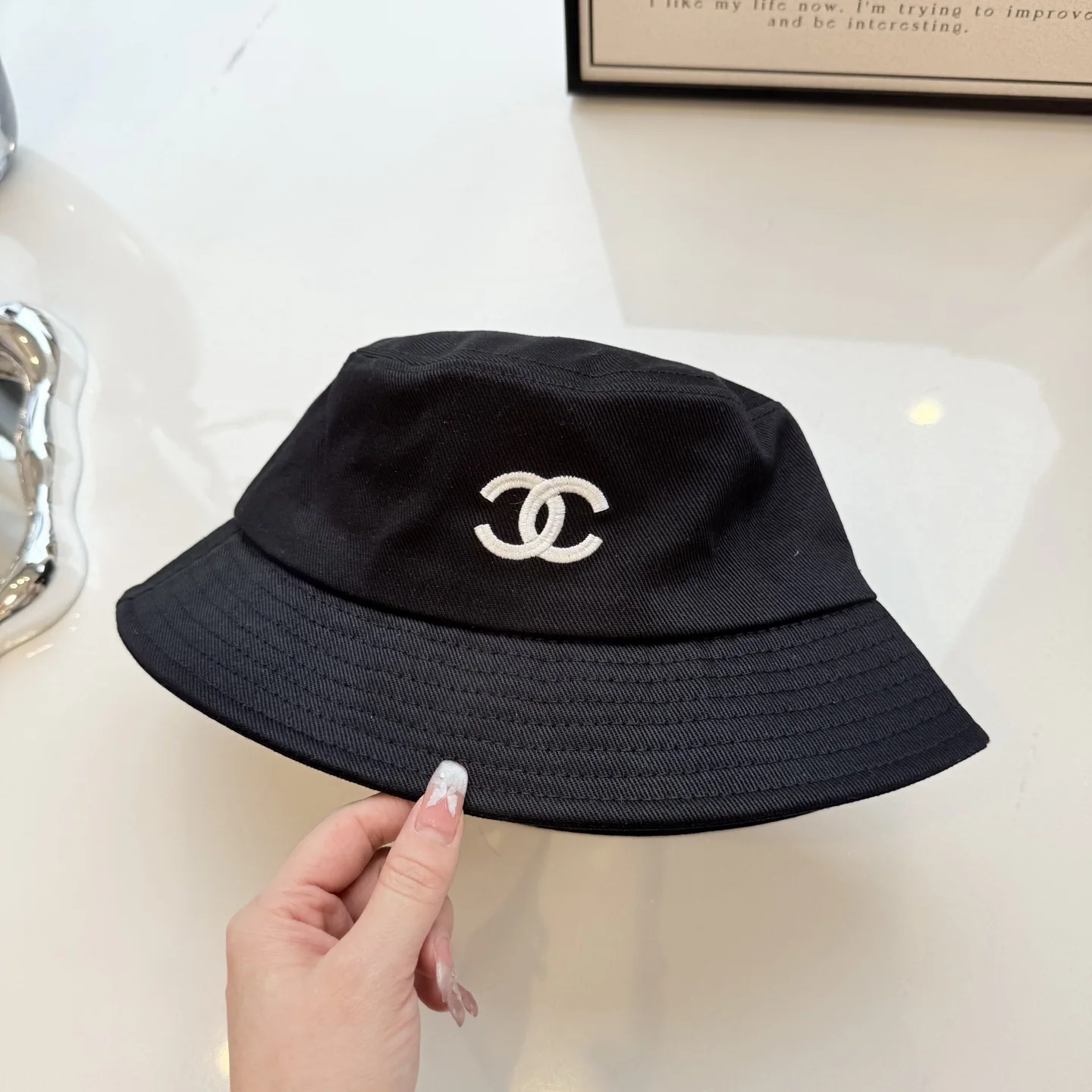 샤넬 더블 C 자수 트윌 야구모자 상세 이미지 9