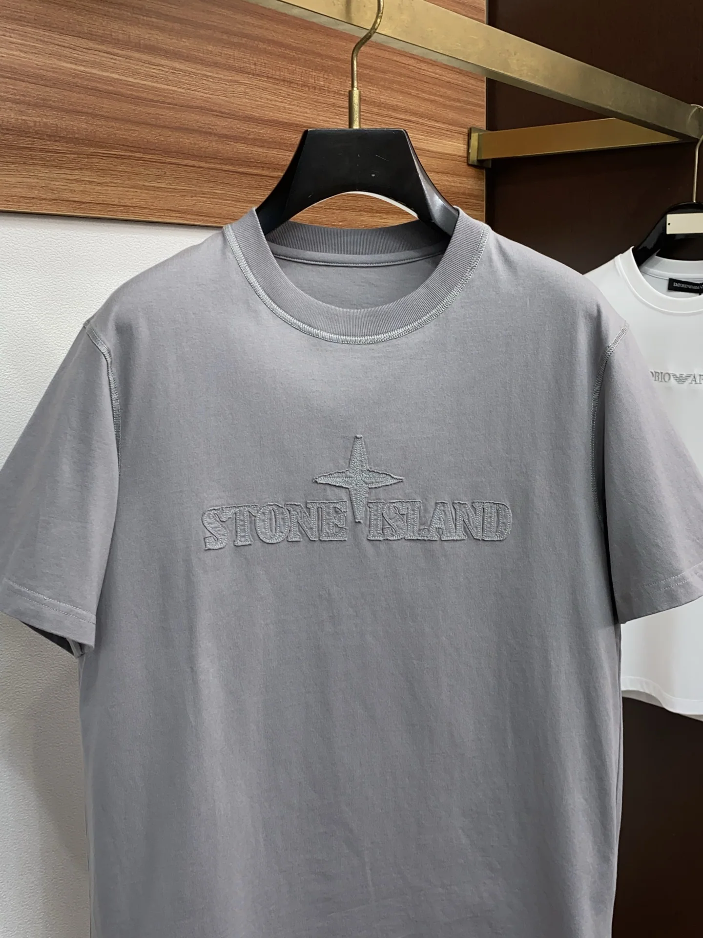 스톤아일랜드 코튼 반팔 티셔츠 2026 AW 1557 상세 이미지 2