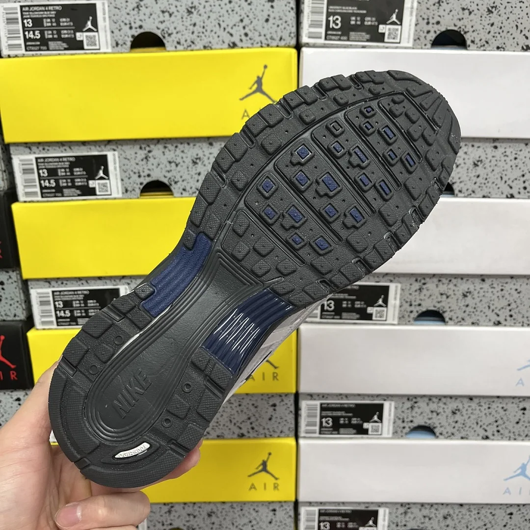 나이키 [CS] P 6000 화이트 그레이 IB3081-001 201533 Nike P-6000 Photon Dust Anthracite 상세 이미지 4
