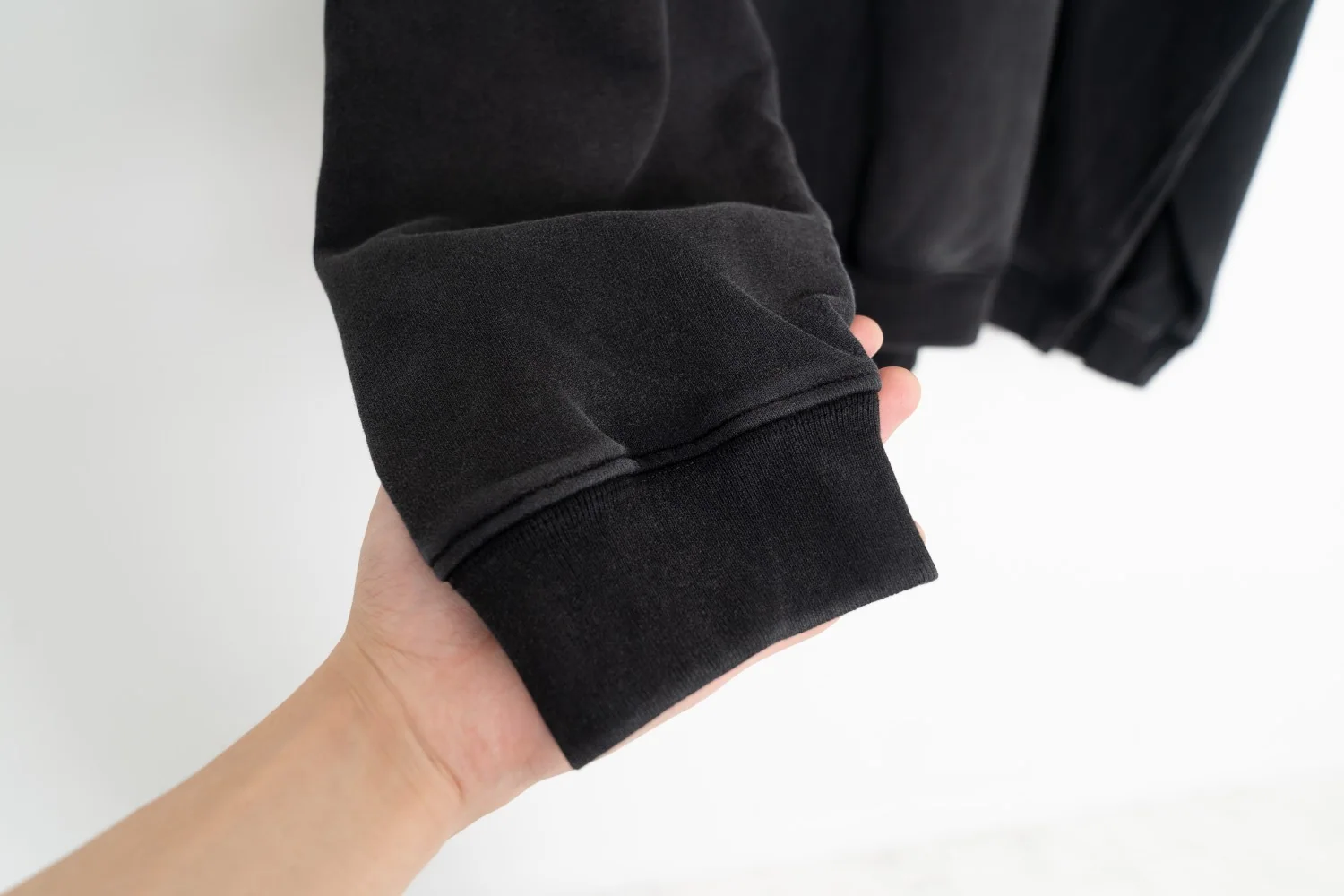 발렌시아가 남성 후드 스웨트셔츠 블랙 상세 이미지 7