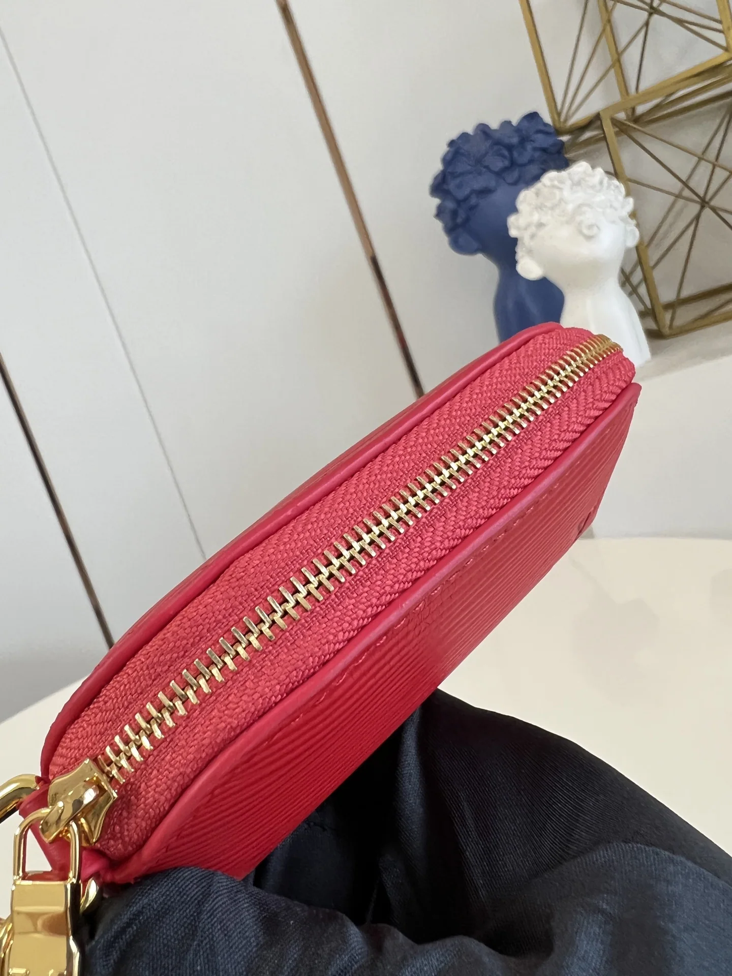 루이비통 레드 미니 메이크업 파우치 M25687 가방 상세 이미지 7