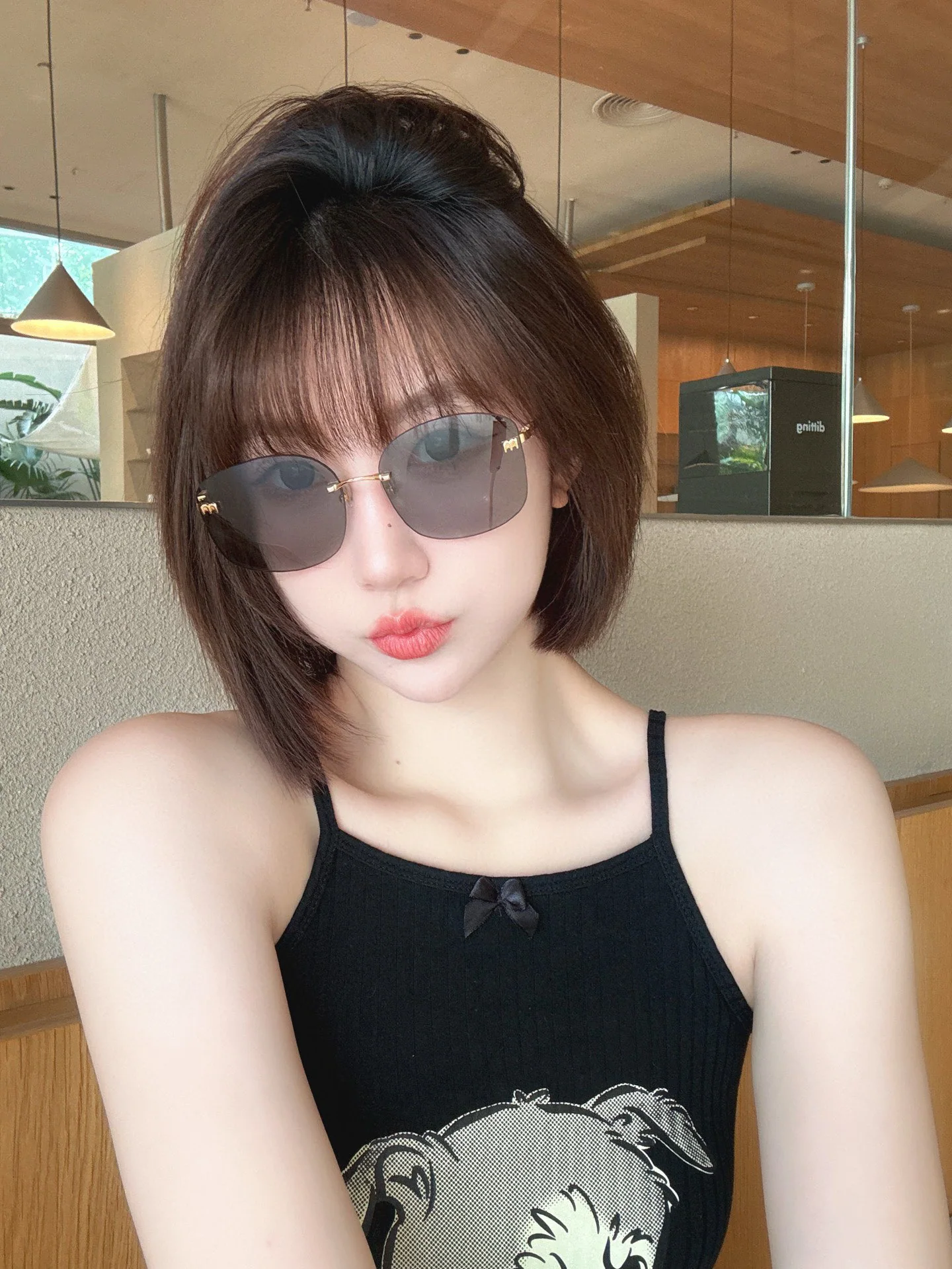 미우미우 VMU 73 ZS 선글라스 상세 이미지 8
