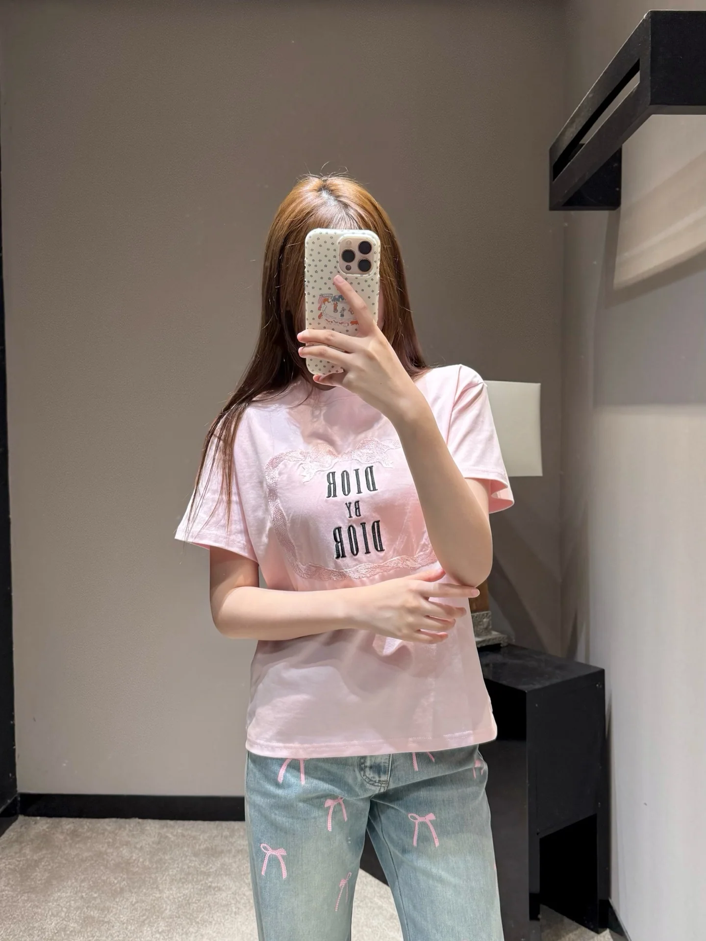 디올 벚꽃 핑크 자수 반팔 티셔츠 상세 이미지 3