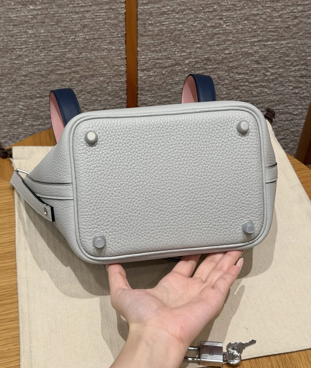 에르메스 피코탄 락 18 cm 가방 상세 이미지 5