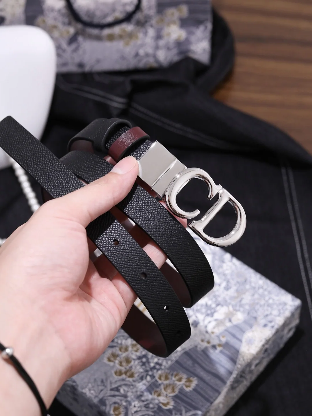 디올 양면 송아지가죽 벨트 상세 이미지 1